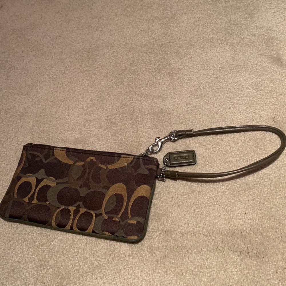 Coach wristlet brown and green never used - Picture 2 of 3